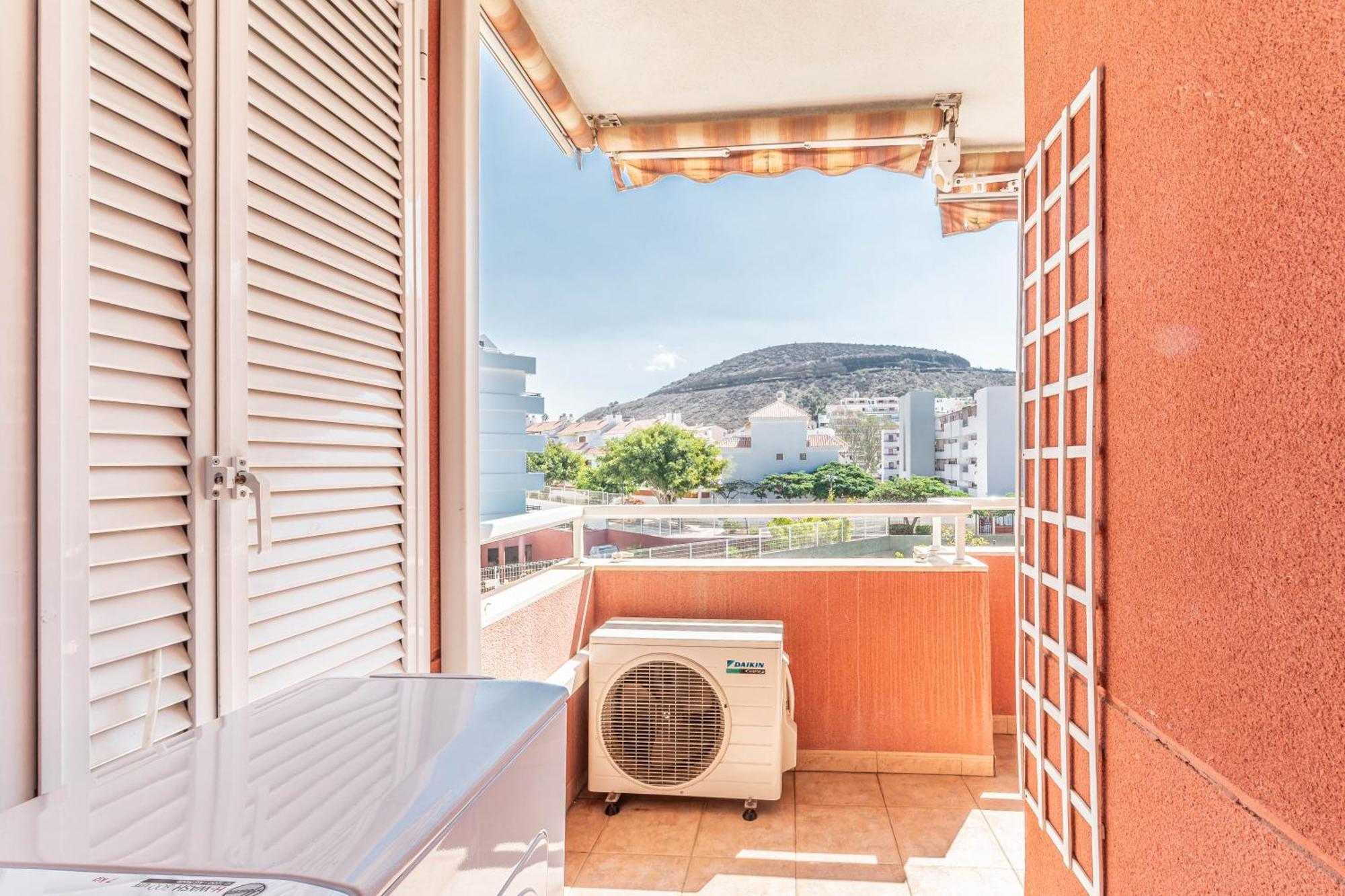 Comodo Y Tranquilo Alojamiento En El Complejo El Navegante Apartamento Arona  Exterior foto