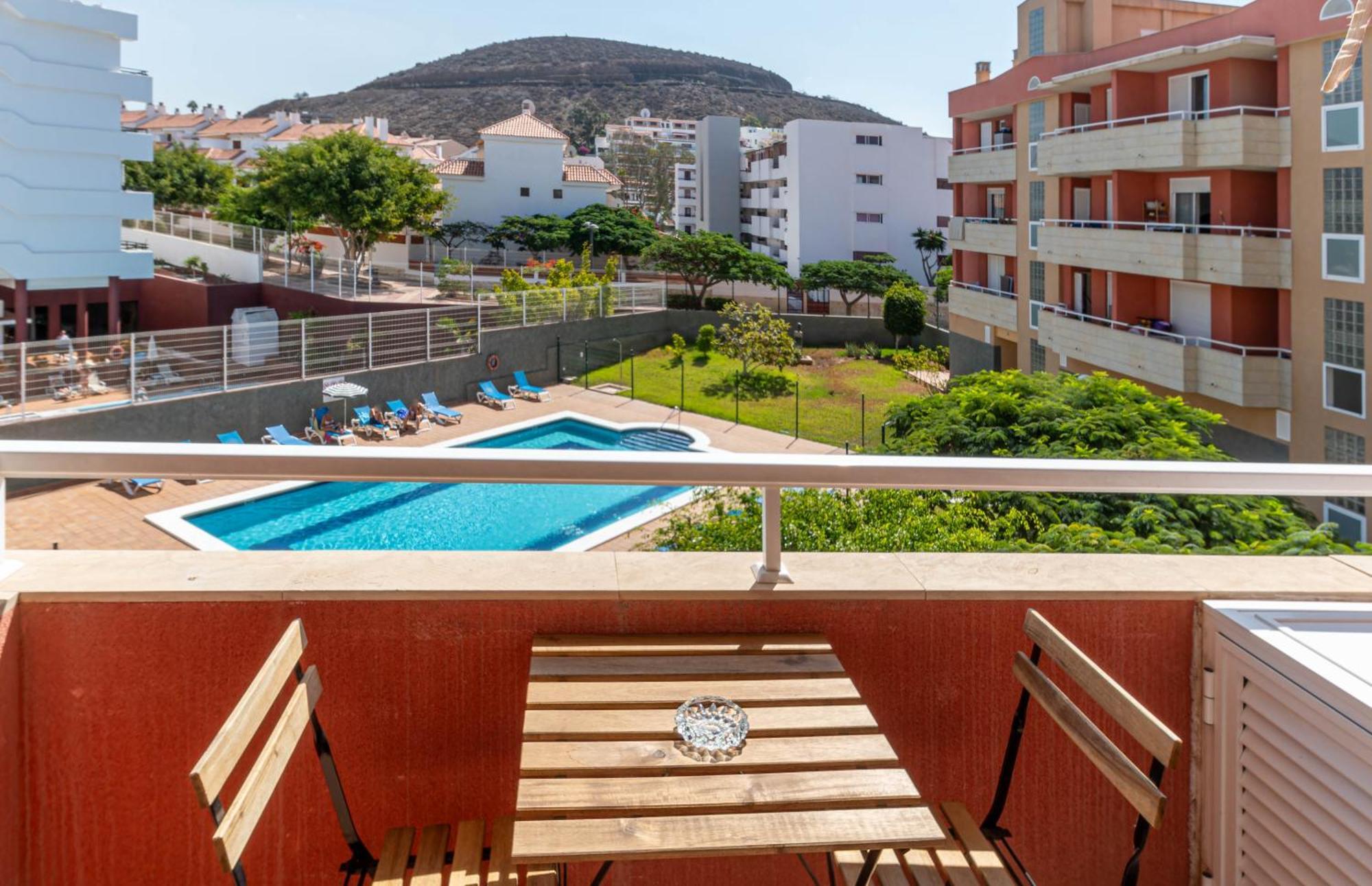 Comodo Y Tranquilo Alojamiento En El Complejo El Navegante Apartamento Arona  Exterior foto
